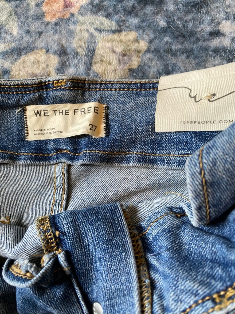 Free People We The Free Level Up Split Slim Flare Jeans NWT 27 S - Picture 10 of 11
